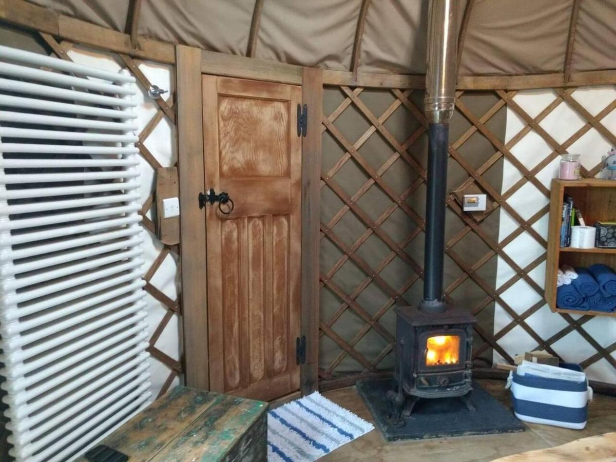 Bembridge Harbour Yurt - Log Burner - Wifi Villa Luaran gambar