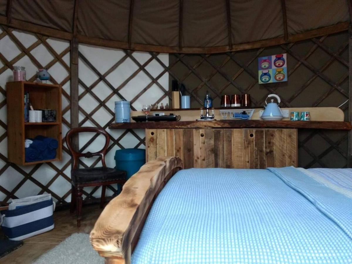 Bembridge Harbour Yurt - Log Burner - Wifi Villa Luaran gambar