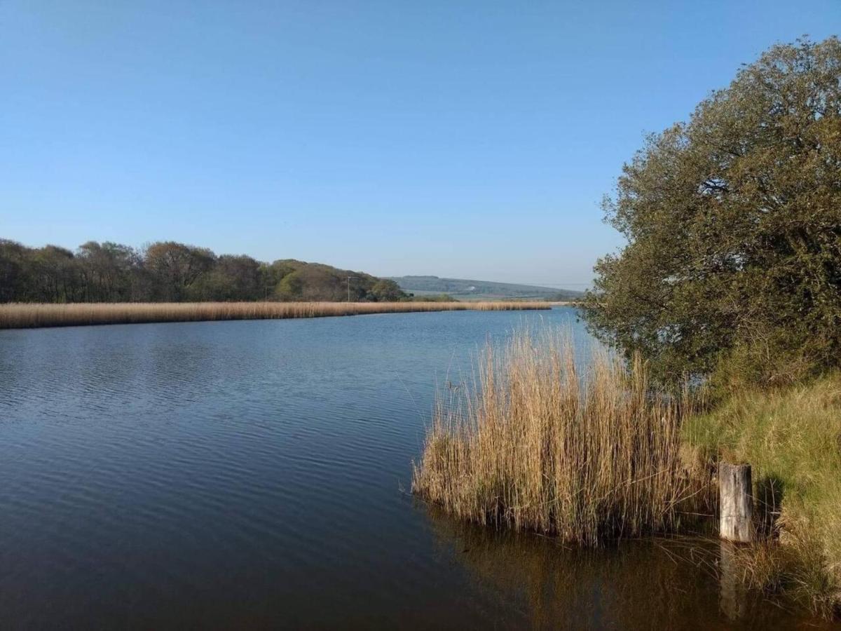 Bembridge Harbour Yurt - Log Burner - Wifi Villa Luaran gambar